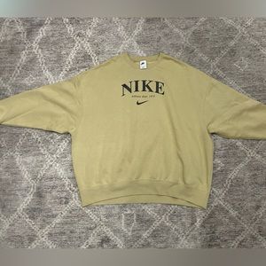 NIKE CREW NECK